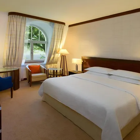 Sheraton 5* סופוט